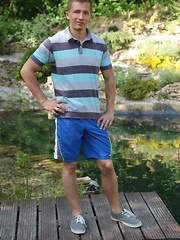 Martin Sanders masturbates with fleshlight outdoors.