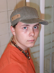 Well-hung hottie needs to unleash his load on someone