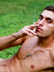Meet thick-dicked country boy Dillon Rossi